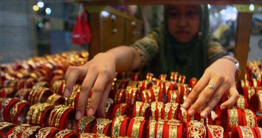 Permintaan Emas Perhiasan Tak Meningkat