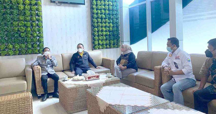 Menpora Kaget Persigo Dijual