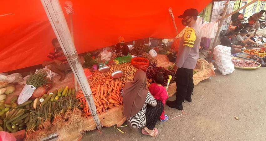 Ubah Pasar Mingguan jadi Harian