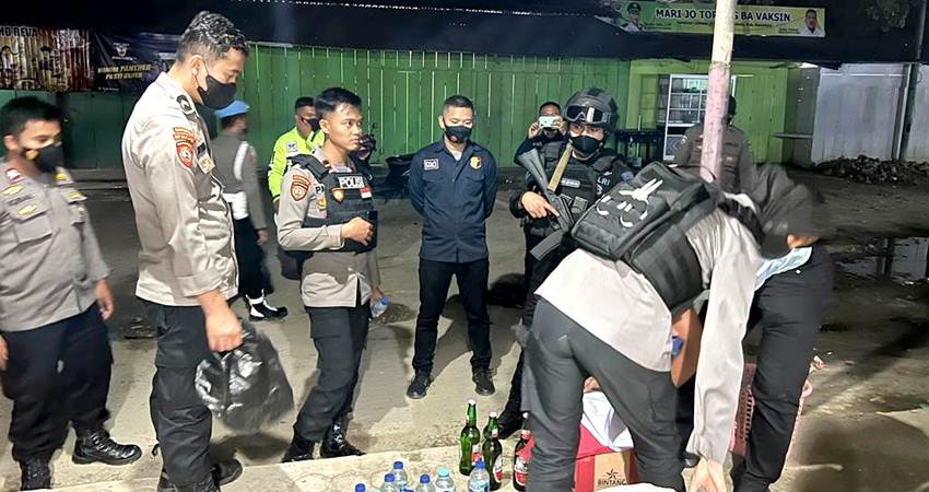 Polda Gorontalo Sita Ratusan Botol Miras