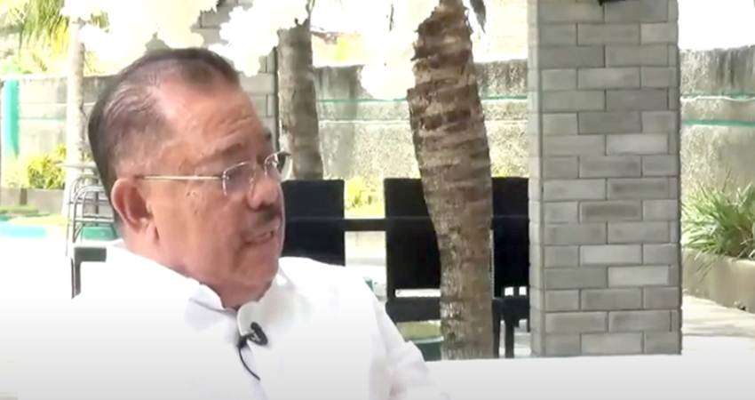 Tony Ngotot Gubernur