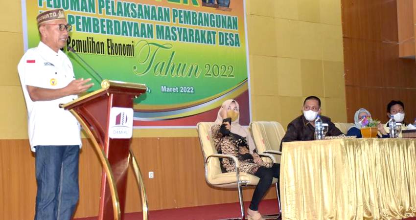 Saipul Buka Bimtek Bagi Seluruh Kades