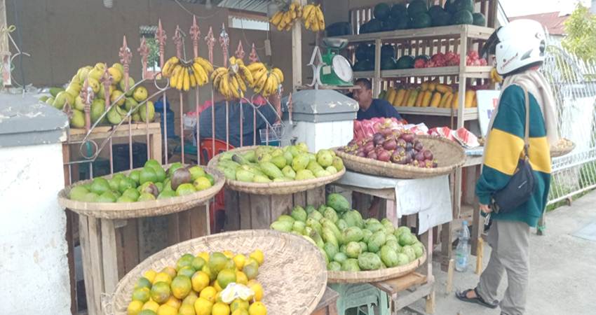 Jelang Ramadan, Harga Buah Naik