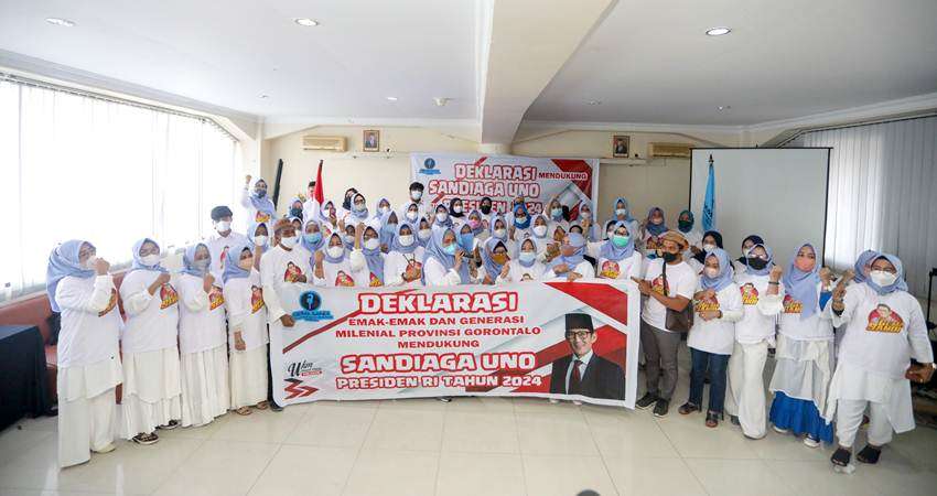 Emak-emak Gorontalo Deklarasi Sandiaga