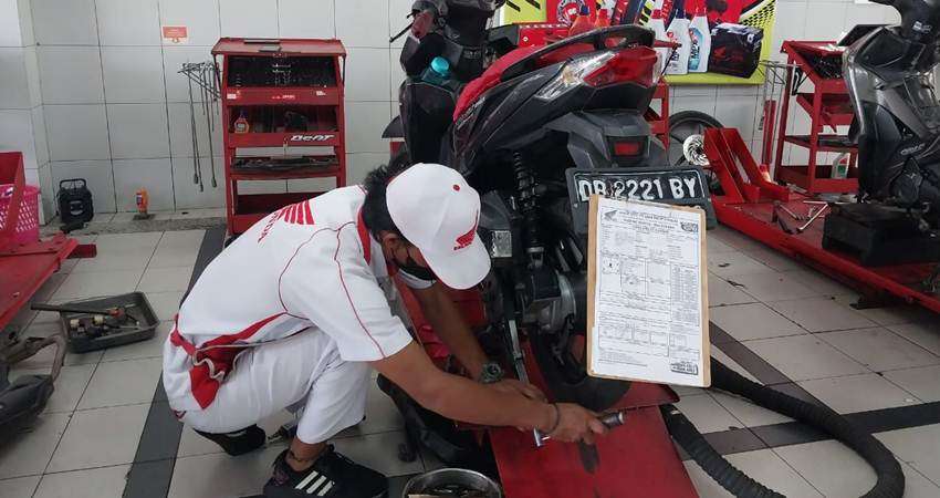 Semarak Ramadhan di AHASS : Promo Super Lengkap dan Gebyar Ganti Oli