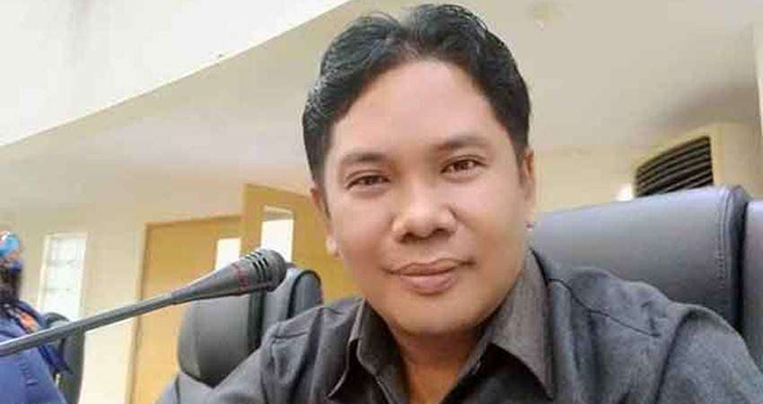 Dedi Desak Gubernur Beber Kandidat Calon