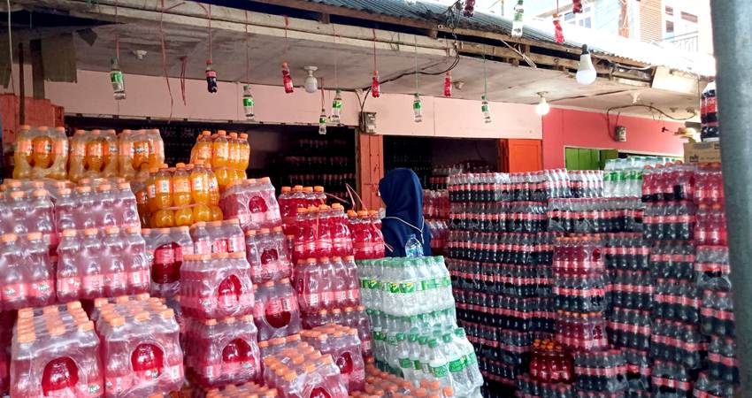 Harga Minuman Lebaran Stabil