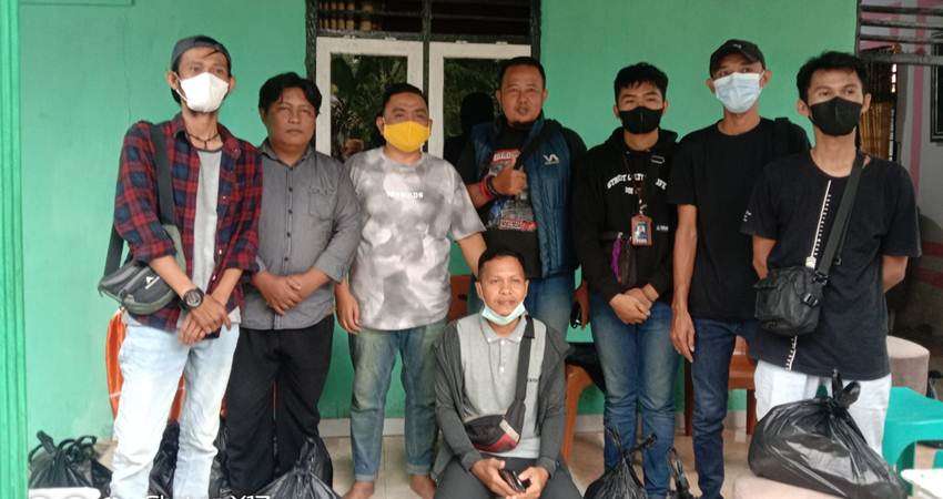 Pedro Berbagi dengan Insan Pers