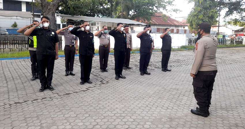 Satpam Diminta Tingkatkan Disiplin