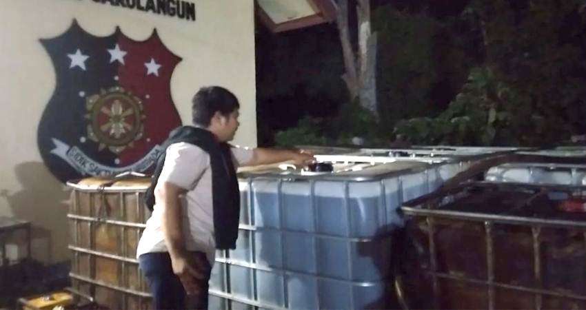 Rumah Penimbunan Solar Bersubsidi Digerebek Polisi