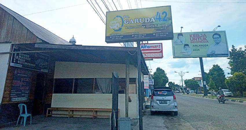 Supir Rental Gigit Jari