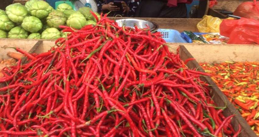 Menjelang Lebaran, Kebutuhan Pokok Mengalami Kenaikan Harga