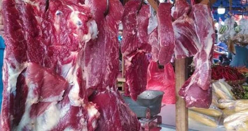 Daging Sapi Tembus Rp140 Ribu per Kg