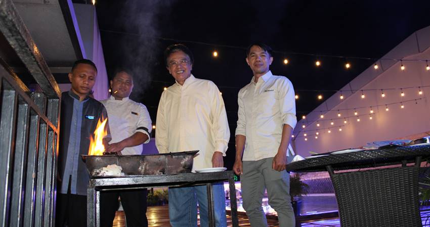 Ada Sajian BBQ Dinner All You Can Eat di Maqna Hotel