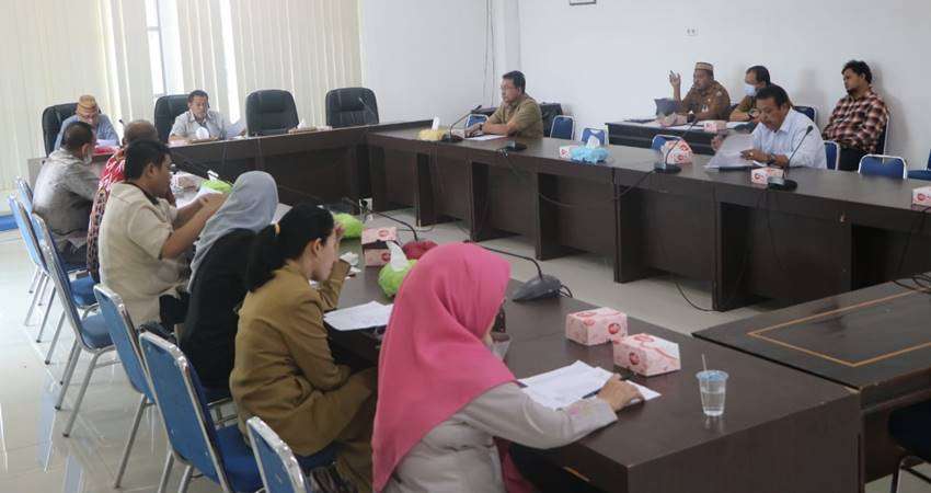 Keputusan Banmus, Pembahasan Perda Ditunda