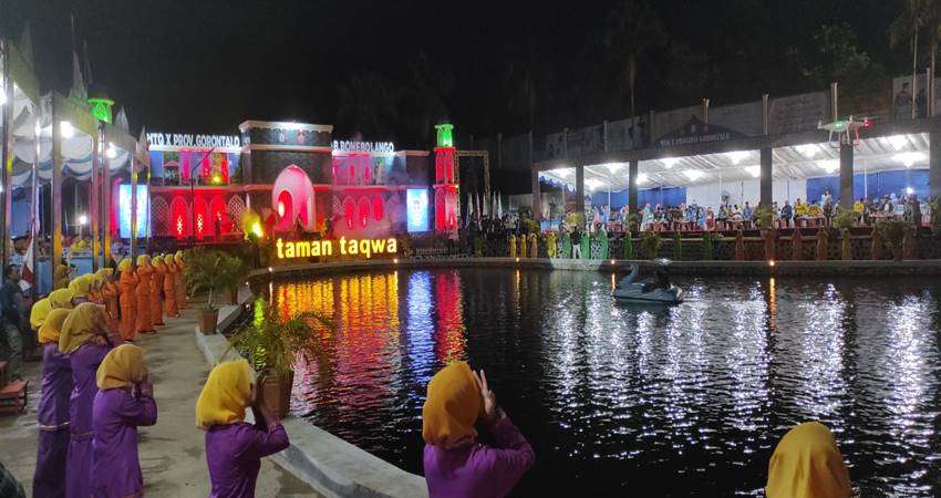 Pembukaan MTQ Provinsi Spektakuler, Hamka Absen, Hamim Kecewa