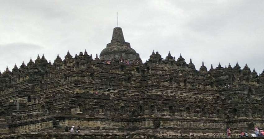 Tiket Masuk Borobudur Naik 1500 Persen