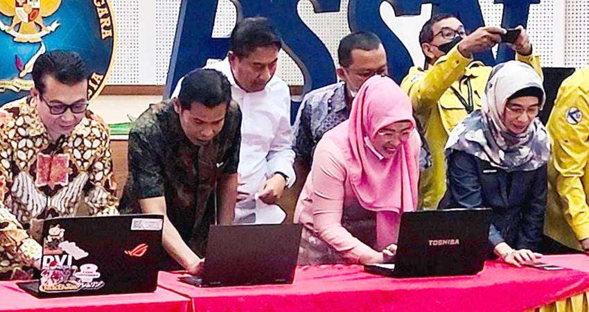 Pejabat Bonebol Segera Gunakan Tanda Tangan Elekronik, Hamim Teken Perjanjian Kerjasama dengan BSSN