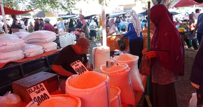 Harga Beras Stabil, Mulai Rp8 Ribu, Pedagang Klaim Kualitas Beras Baik