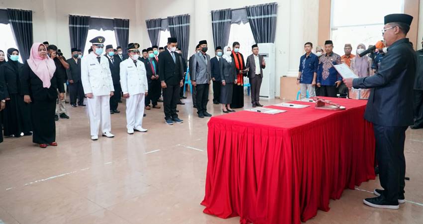 Belum Genap Seminggu Jadi Bupati, Thariq Perdana Lakukan Rotasi