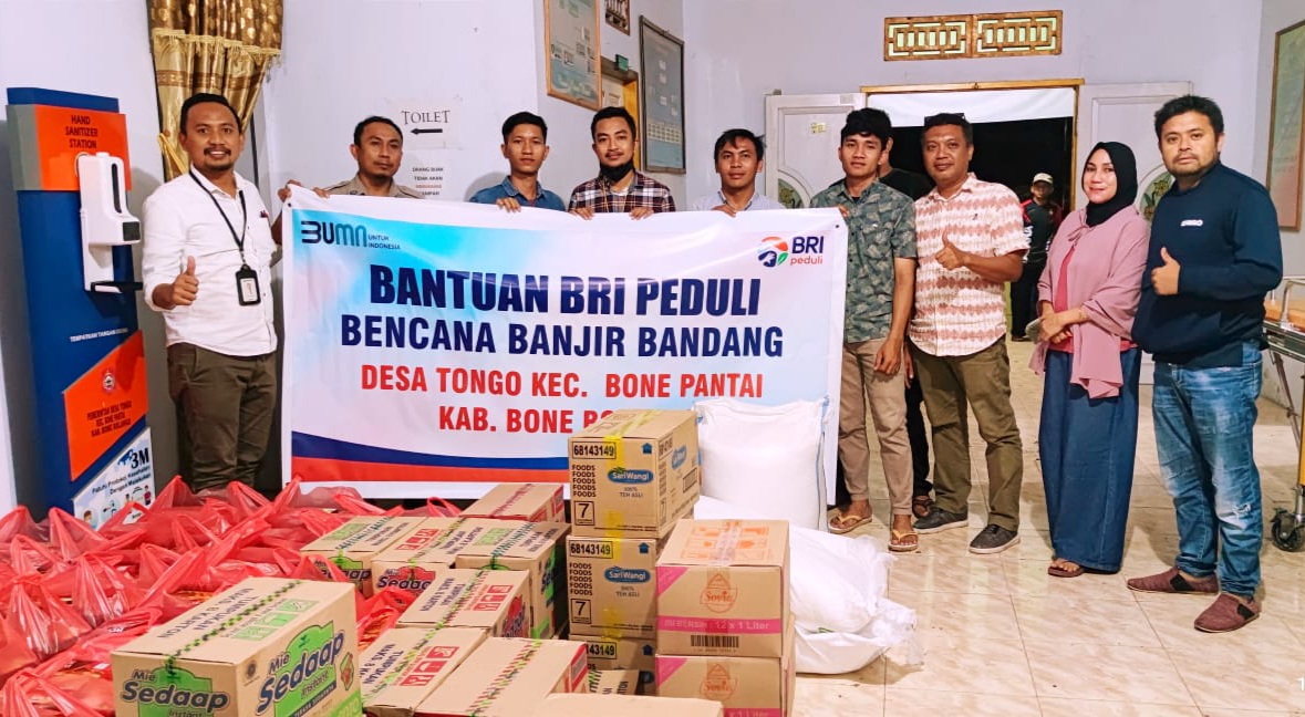 Gerak Cepat, BRI Salurkan Bantuan ke Bone Pantai