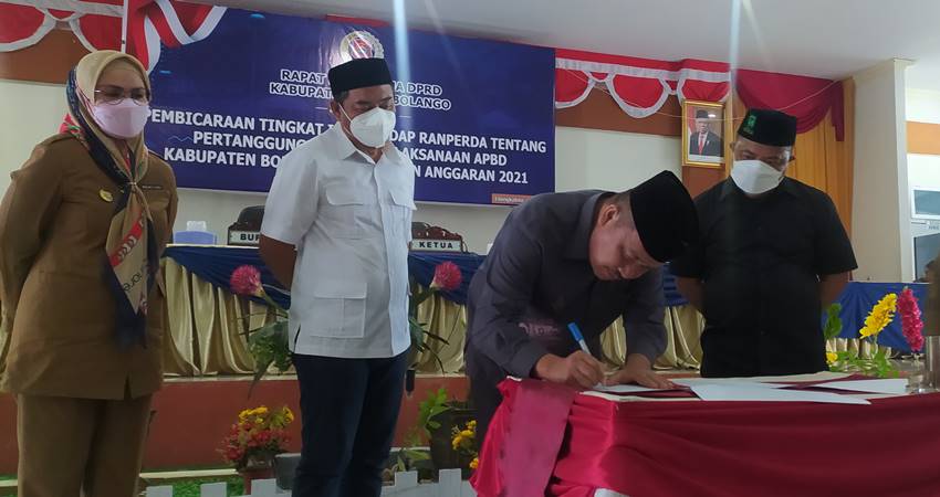 LPJ APBD 2021 Disetujui, Seluruh Fraksi Sepakati jadi Perda