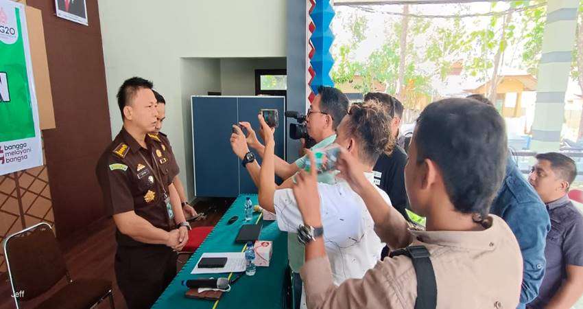 Oknum Jaksa Diduga Peras Warga, Kajati Murka, Langsung Dicopot