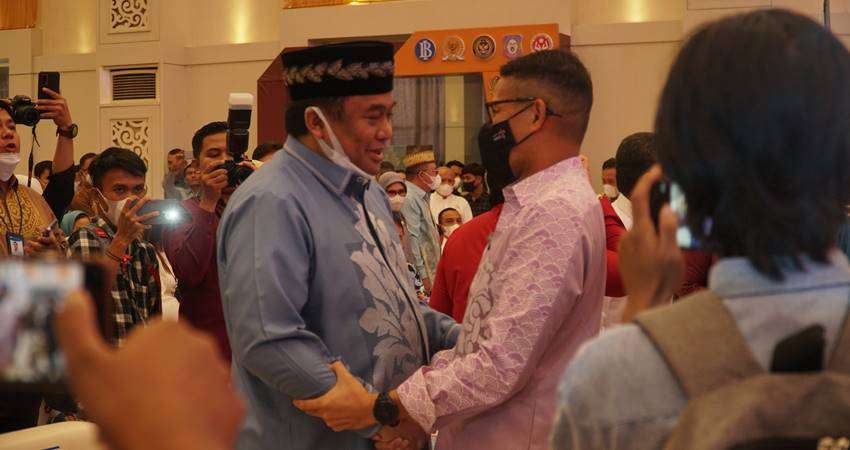 Sandiaga-Rachmat Gobel, Saling Sentil Capres