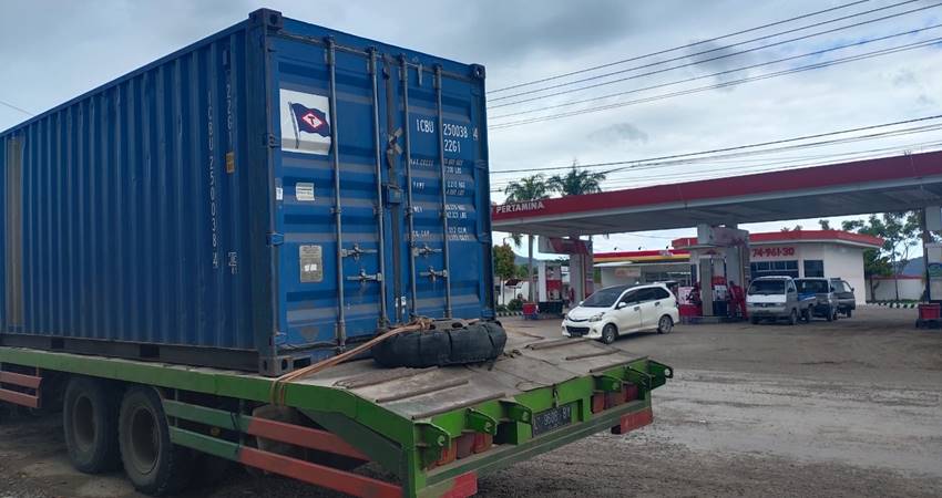 Berburu Solar Antrian Mengular