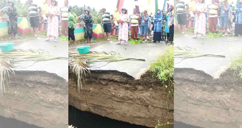 Jalan-Jembatan Amblas, Akses Bongomeme Putus