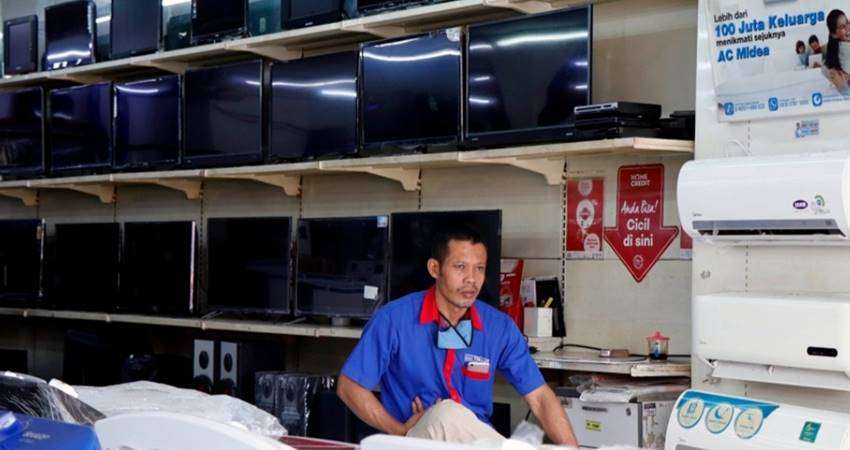 Beli Elektronik dan Kendaraan Bakal Lebih Mahal