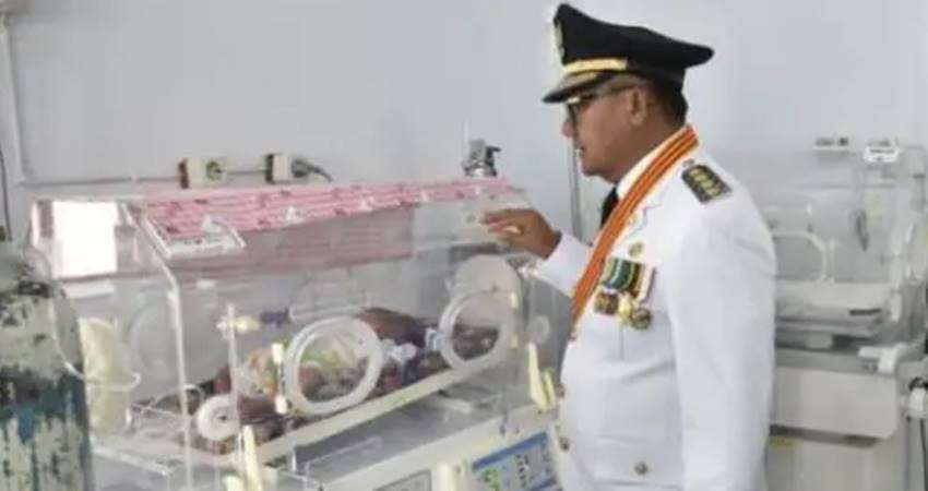 24 Bayi Lahir Dimomen HUT RI