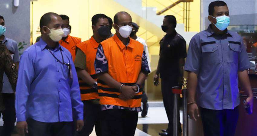 Bupati Pemalang dan Sekda Ditahan KPK, Jual Beli Jabatan Cara Instan Bupati Dapat Cuan