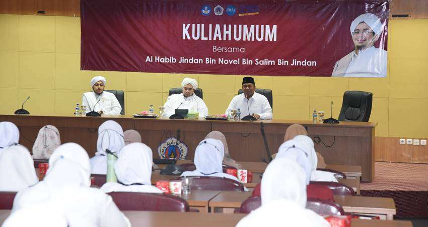 Radikalisme Tidak Boleh Tumbuh di Kampus, Kuliah Umum UNG Hadirkan Al Habib Jindan
