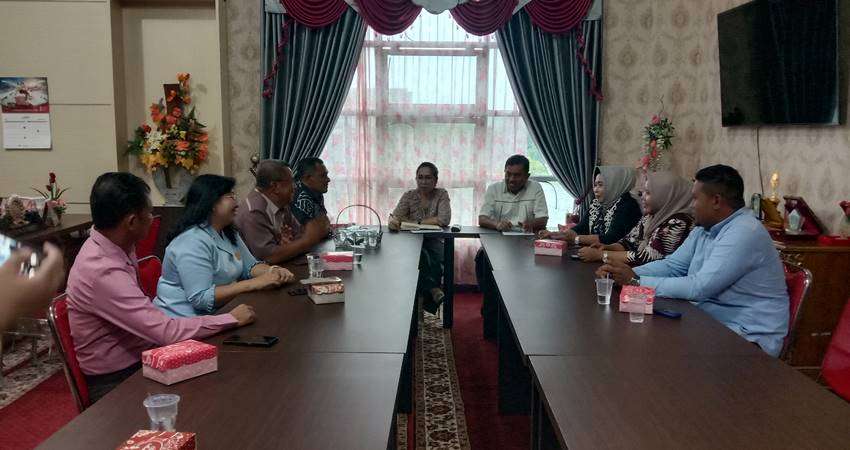 Terkait Persoalan Video Viral, Banmus DPRD Gorut Gelar Rapat