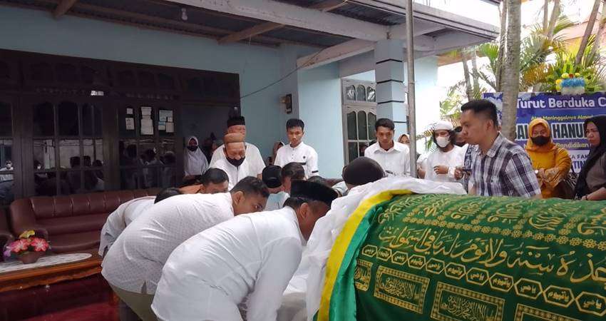 Seorang Mahasiswa Meninggal Saat Selesaikan Skripsi, Tinggal Tunggu Satu Tanda Tangan, Masih Sempat Ambil Air Wudhu,