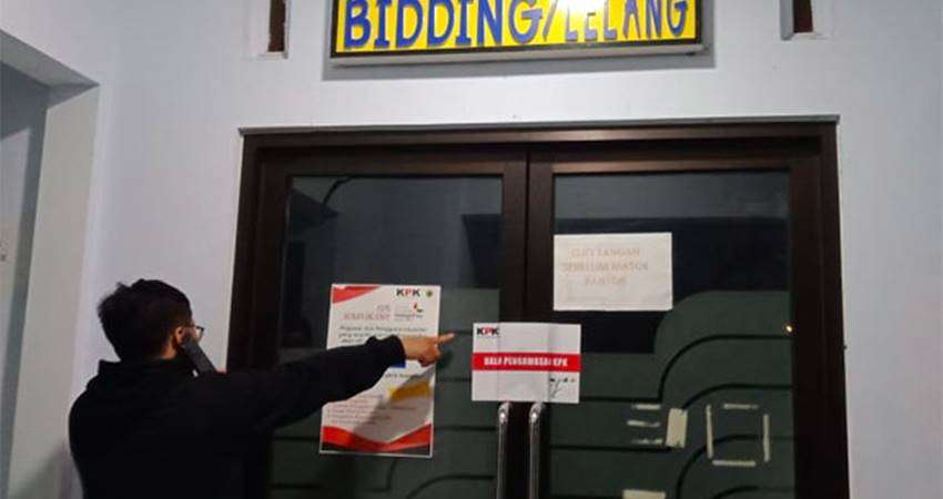 KPK Tangkap Tangan Bupati Pemalang