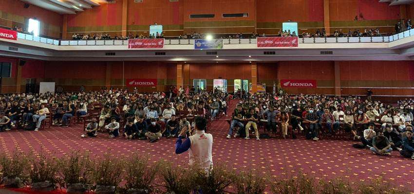 Honda-Ditlantas Polda, Edukasi Keselamatan Berkendara Bagi Mahasiswa