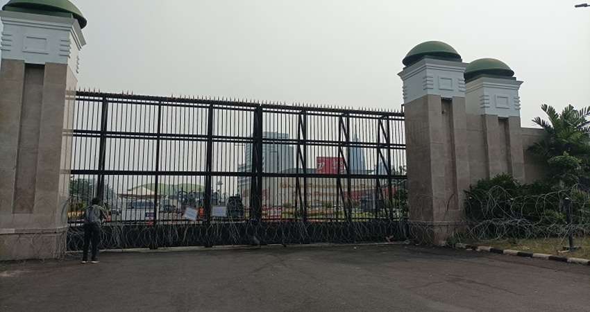 DPR Minta Maaf, IPW Kini Dipersilakan Masuk Lewat Pintu Depan Gedung bak Para Dewan