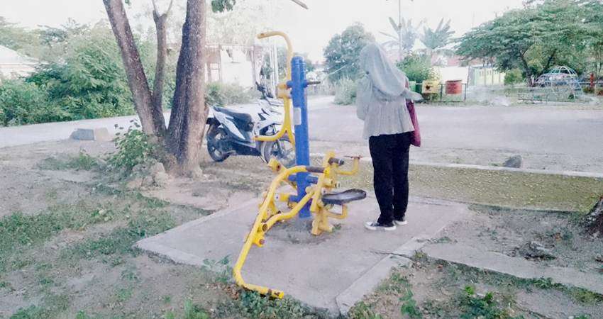 Fasilitas Olahraga di Bonebol Rusak