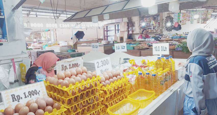 Harga BBM Naik, Sembako Melonjak, Beras hingga Minyak Goreng Terdampak