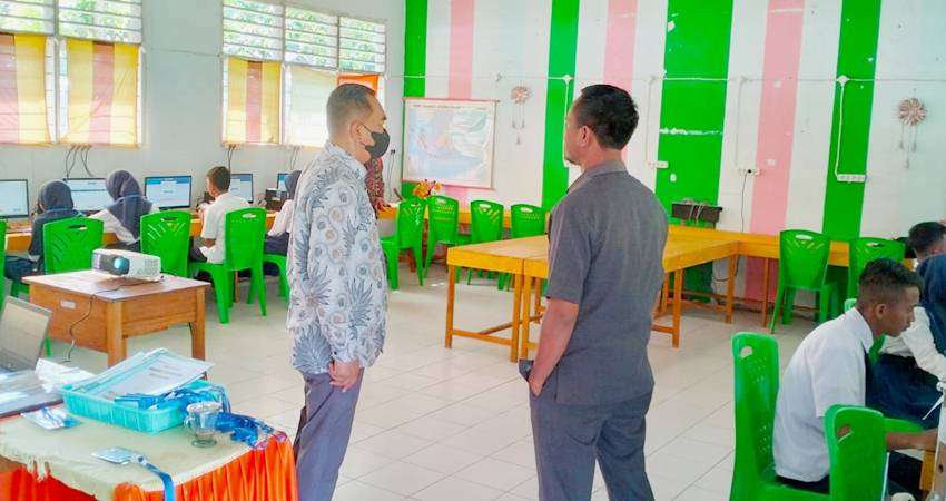 Melintasi Medan Terjal di Pelosok Kabupaten Gorontalo, SMPN 3 Satap Biluhu Sukses Laksanakan ANBK Mandiri Online