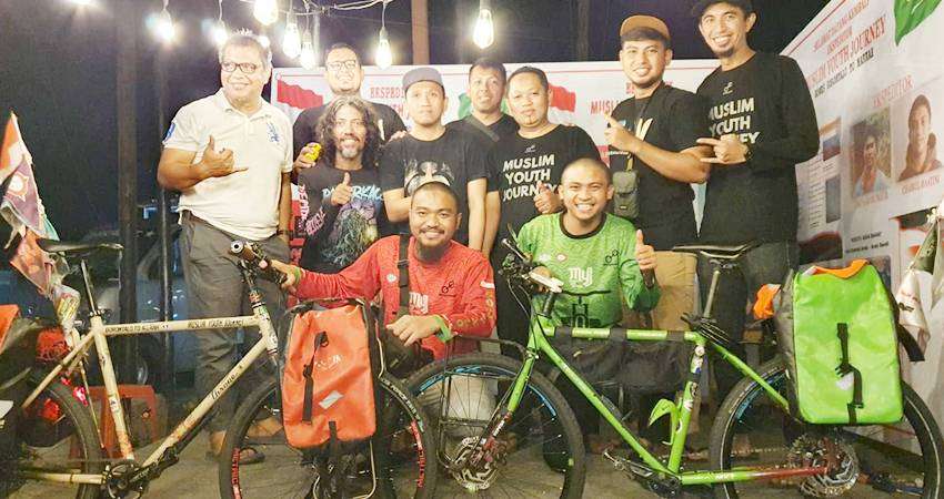 Akhir Perjalanan Dua Pemuda Gorontalo Naik Sepeda ke Makkah, Tiba di Gorontalo, Lanjut Ingin Studi di Saudi