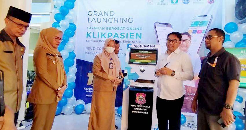 Berobat di RSUD Toto Kabila Tak Perlu Antrian, Lewat Aplikasi Klik, Permudah Layanan Masyarakat