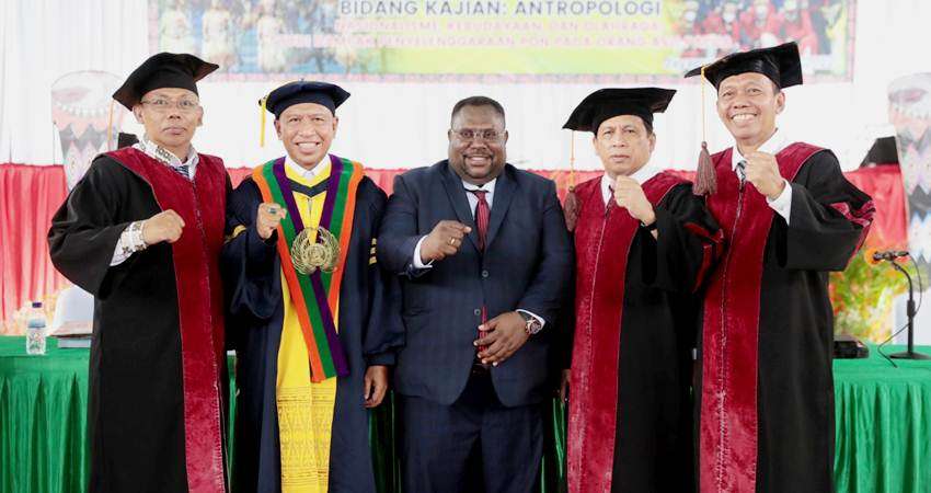 Kementerian Pemuda dan Olahraga RI, Menpora Penguji Eksternal Promosi Doktor Kenius Kogoya