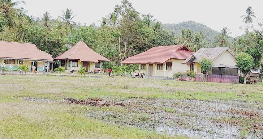 Halaman SMP 1 Wanggarasi Memprihatinkan