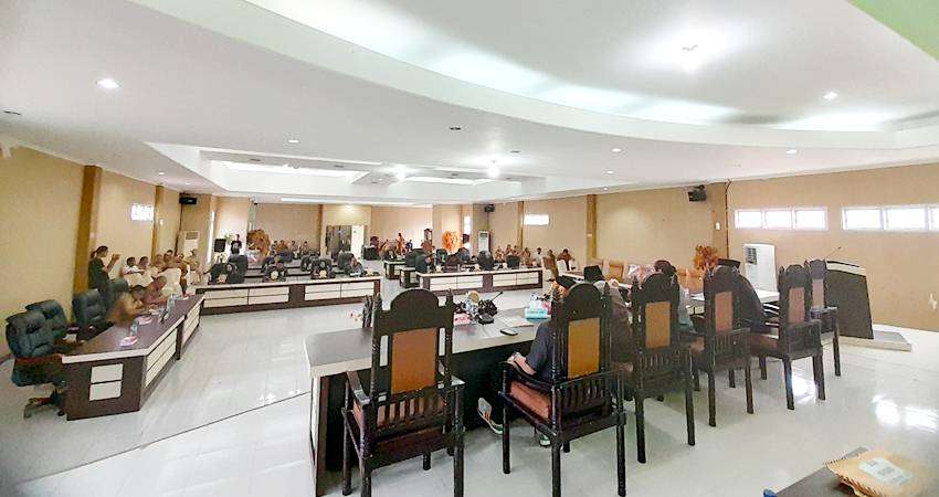 Fraksi PAN Prihatin Dengan Postur APBD 2013, Turun, Mengaku Kecewa, Pertanyakan Kemampuan Daerah