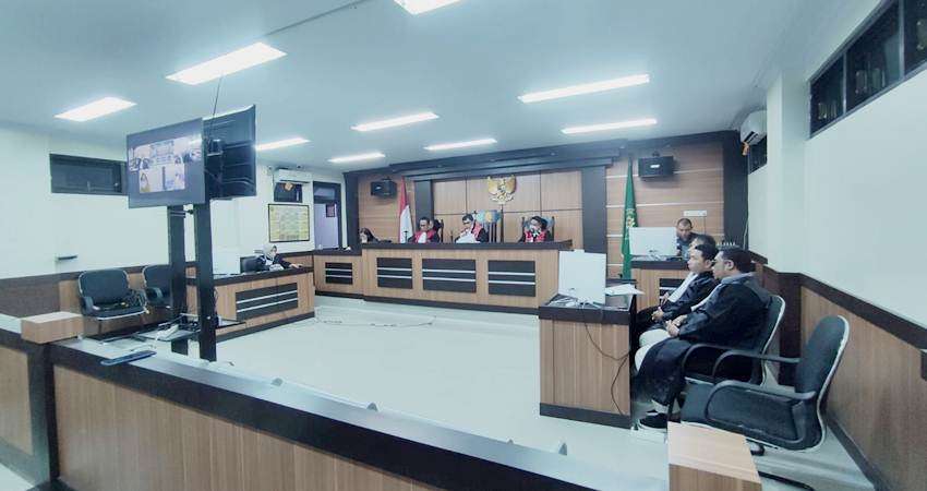 13 Tahun Penjara untuk Bos Forex, Istrinya Divonis 10 Tahun, Denda Rp 10 M