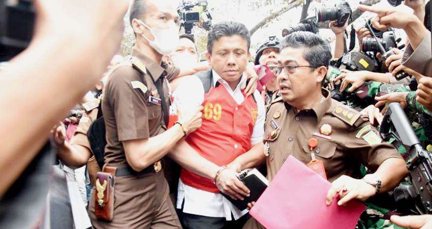 Resmi Tahanan Kejaksaan, Sambo-PC di Rutan Berbeda