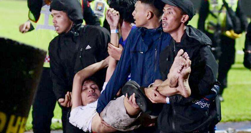 Tragedi Kanjuruhan, Harusnya Water Cannon, Bukan Gas Air Mata